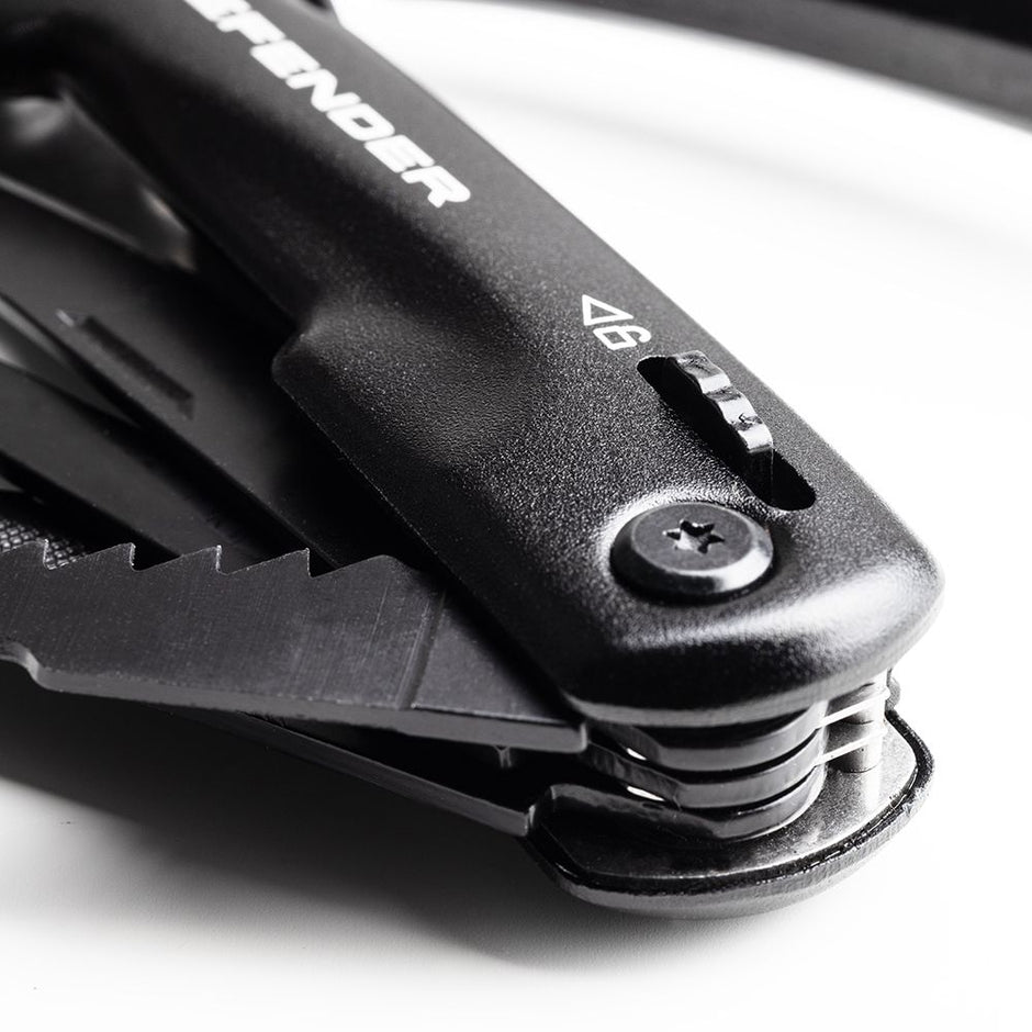 DEFENDER MULTI TOOL