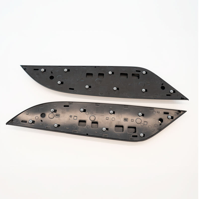 グロスブラック・ボンネットインサート