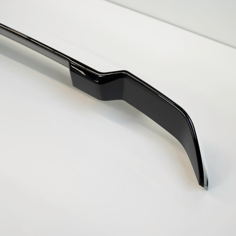 グロスブラック・スポイラー